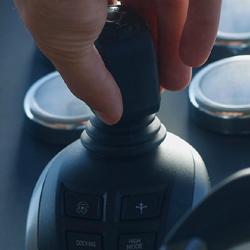 This new revolutionary joystick docking system avoids stress and