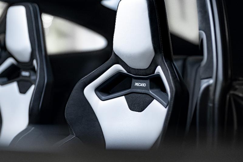 Recaro Celebrates 60 Years of Seating Focus With Two World Premieres –  Sport C and Podium GF 