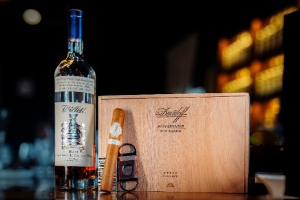 This single barrel Willet Bourbon is a one-of-a-kind blend exclusively offered at Blend Bar by Davidoff