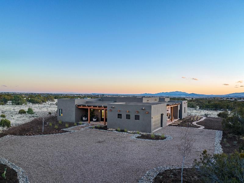 HGTV Smart Home 2023 A Modern Oasis Filled with Smart Living Solutions