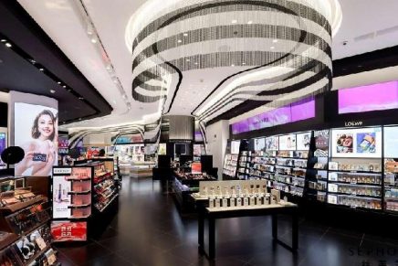 Tech-Infused Beauty Shopping: What Can Consumers Expect from Sephora’s Store of the Future