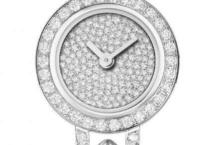 Boucheron Shines Bright at Only Watch 2023 with Art Déco-Inspired Joy de Lumière