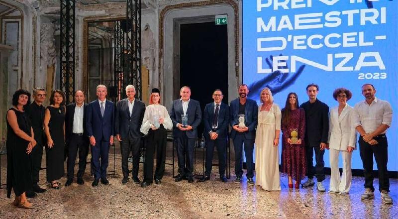 Rewards and Mentorship for the Champions of Craft: The Joyful Winners of  the 2023 LVMH Maestri d'Eccellenza Prize 