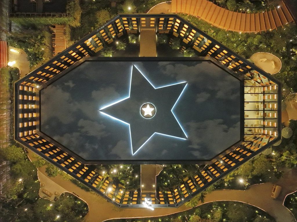 Gilded Dreams: Dior Gold House Shines Bright in Bangkok