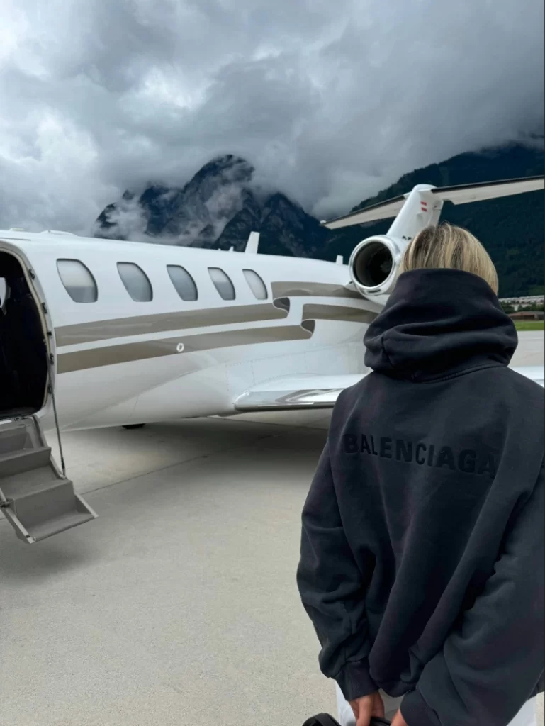 Private jet to Courchevel: Why private jets are the best way to travel during the ski season