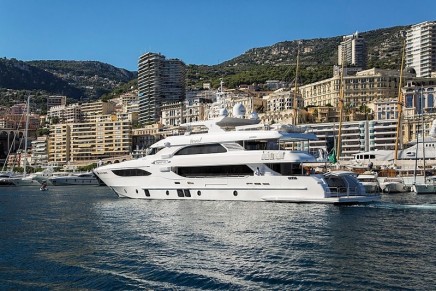 The epitome of truly royal cruising: Gulf Craft Majesty 135