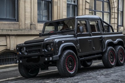 670 Hp Kahn Design Flying Huntsman 6×6 by Urban Warrior