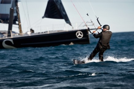 Breathtaking Skywalk: British yachtsman Alex Thomson has once again underlined his reputation as a daredevil