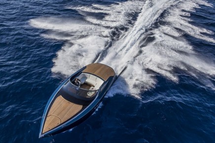 AM37 powerboat – First powerboat developed by Aston Martin and Quintessence Yachts