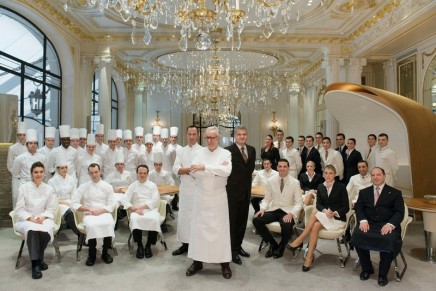 “Unique, memorable, and emotional experiences” brought “Alain Ducasse au Plaza Athénée” and “Le Cinq” 3 stars in the Michelin Guide France 2016