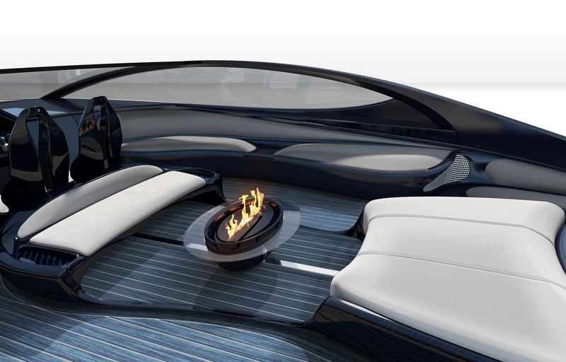 Bugatti Niniette 66 yacht - firepit