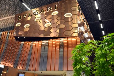 A new Bulgari watch claims a fourth world record with a thickness of just 3.95 mm.