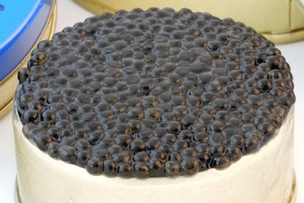 Kazakhstan to offer caviar baths as luxury tourist attraction