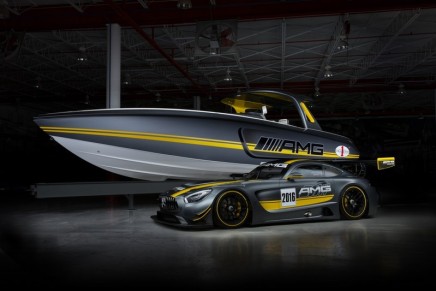 Mercedes-AMG GT3 inspires Cigarette Racing Team GT3 boat