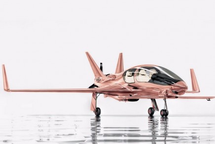 Go up, up, and away as you fly the Cobalt Valkyrie-X private plane in rose gold