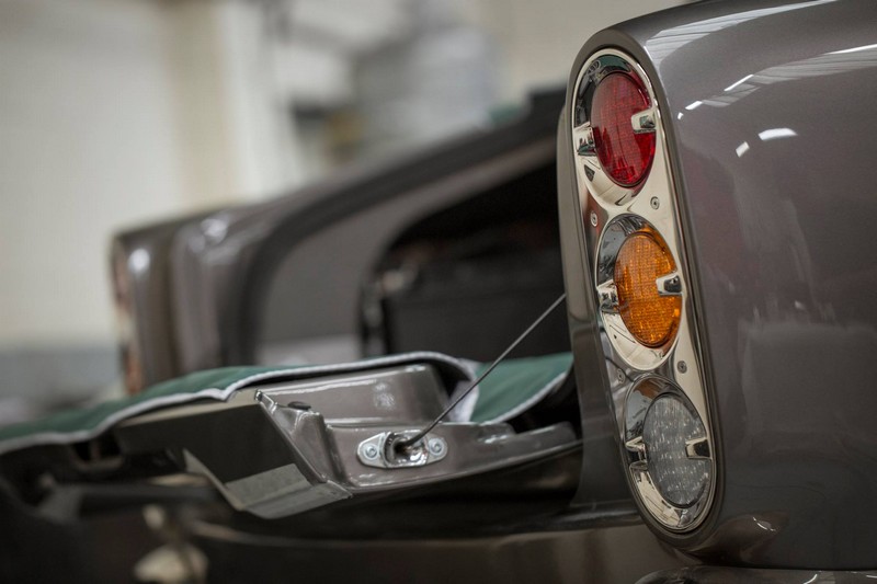 David Brown Speedback GT- The lower tailgate mechanism is fitted in a range of chrome and nickel finishes