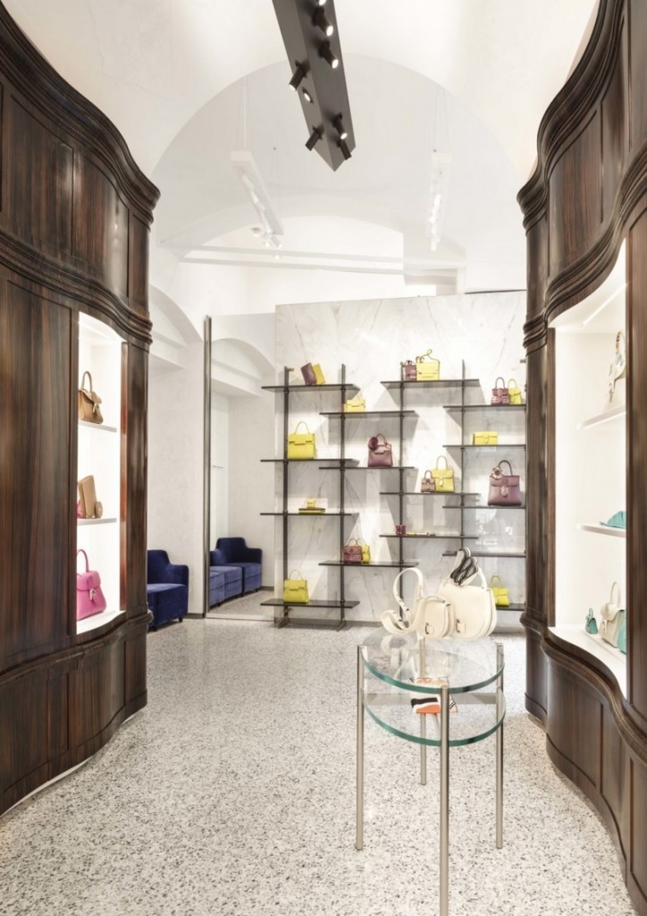 Delvaux Milan-flagship