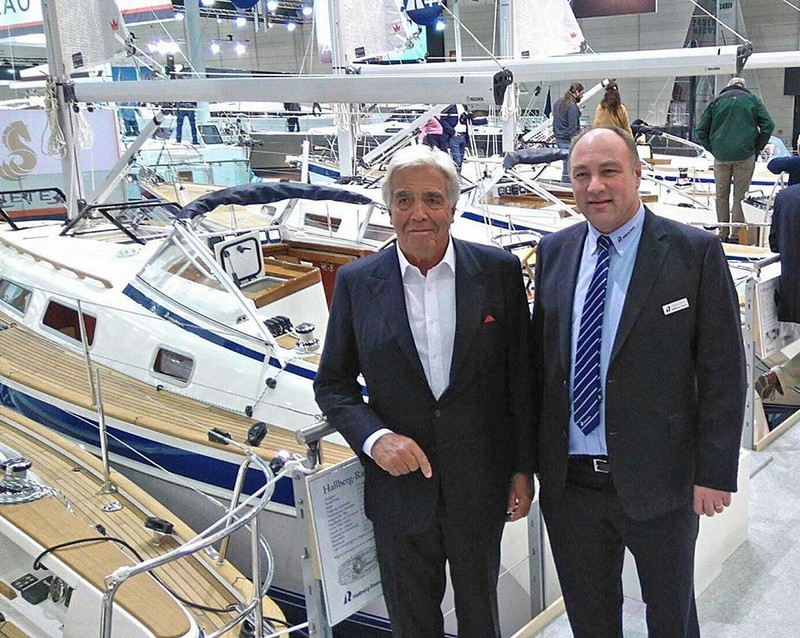 Designer Germán Frers visiting the Hallberg-Rassy stand at the boat show in Düsseldorf-