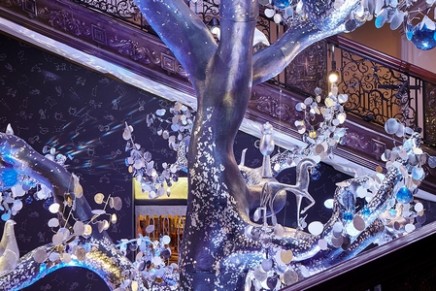 Diane von Furstenberg’s Tree of Love unveiled as 2018 Claridge’s Christmas Tree