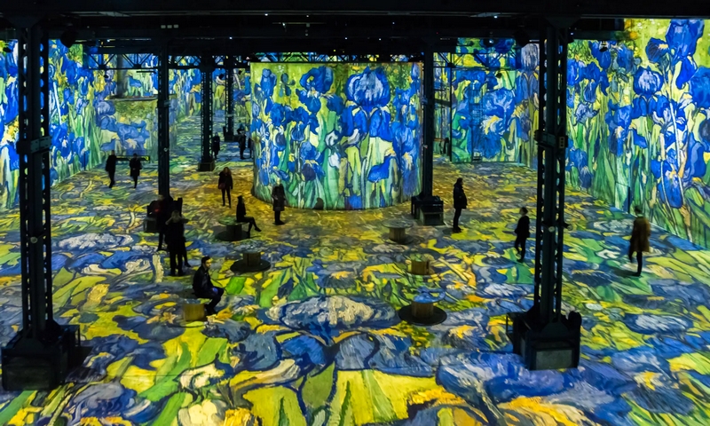 Digital art museum L’Atelier des Lumières brings Vincent van Gogh’s paintings to life