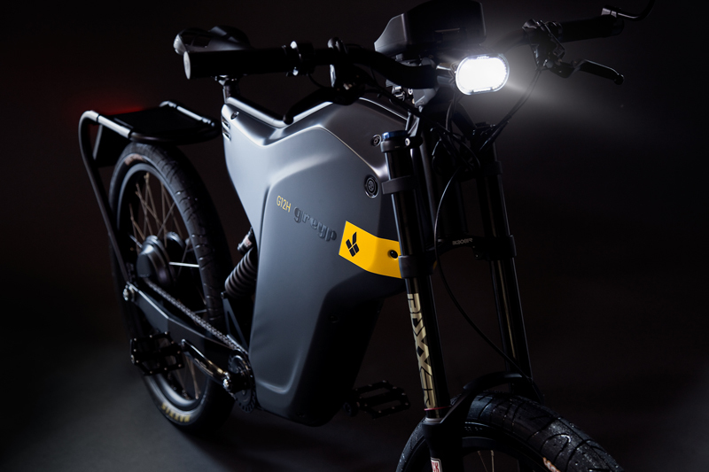 Electric Greyp G12H combines the best of both worlds – motorcycles and bicycles-