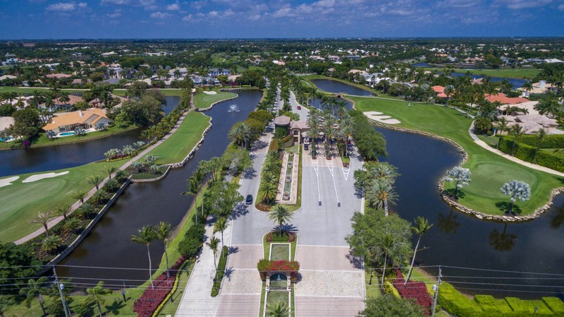 Estate in Boca Raton's Exclusive St. Andrews Country Club Listed for $5.89 Million-05