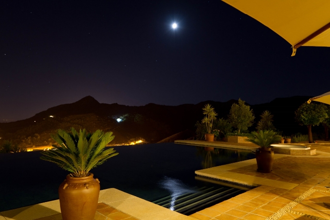 Exclusive Malaga villa with views of the Moroccan coastline