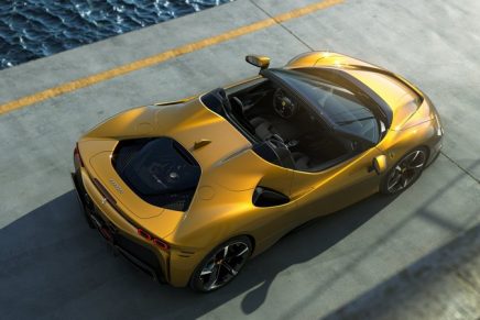 The 1,000 HP spider version of Ferrari’s most powerful production supercar makes its debut