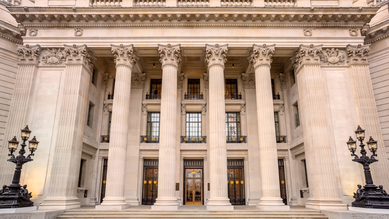 Four Seasons Hotel London at Ten Trinity Square - now open