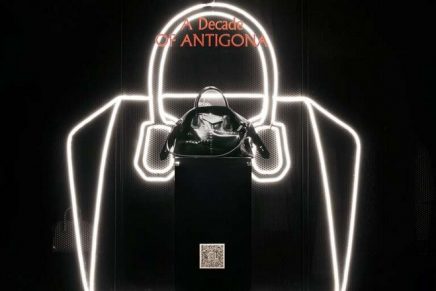 Givenchy Antigona celebrates anniversary with a sensual version of its elder sister