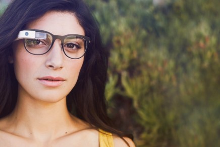 $1,500 Google Glass Explorer Edition on sale for one day