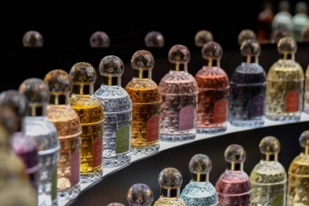 Feelings directly from the brain: Guerlain’s Mindscent – a fragrance finder powered by emotion sensors