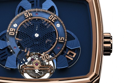 Hautlence HL Vagabonde Tourbillon watch – a unique take on the wandering hours display