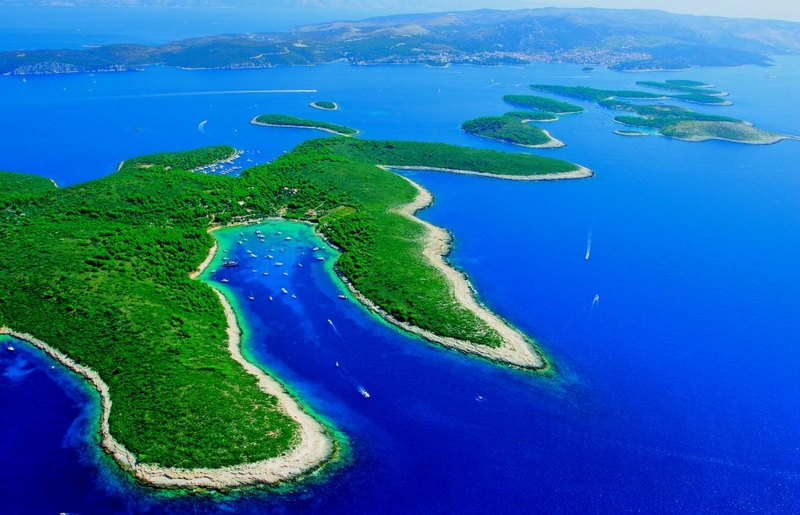 Hvar-Pakleni-Islands-Croatia-Luxury Gulet