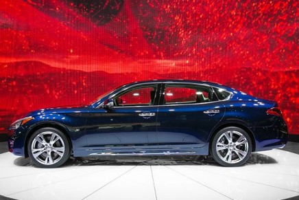 2014 New York International Auto Show: Infiniti Q70 performance luxury sedan and QX80 Limited full-size SUV