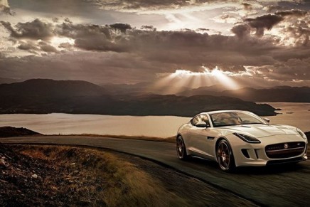 Jaguar Land Rover posts record sales thanks to demand in China and US