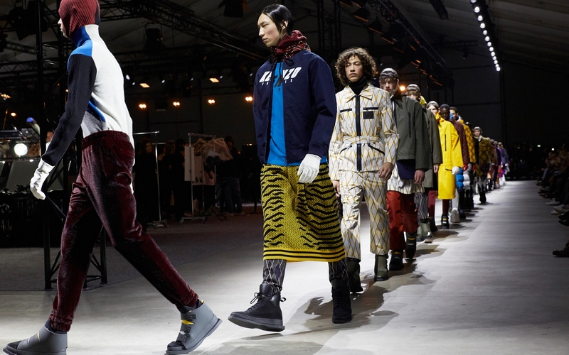 Kenzo closed Paris Men’s Fashion Week with Fall-Winter 2017 looks for both sexes-