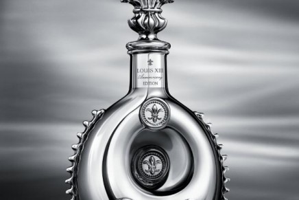 LOUIS XIII Black Pearl Anniversary Edition – the third of its kind to be released in the past 100 years