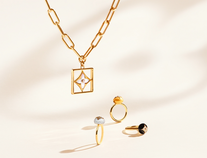 Embodying the heritage and savoir-faire of the Maison… The #LouisVuitton  Blossom jewellery collection celeb…