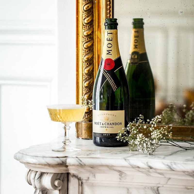 Moët Impérial has the freshness of mineral nuances and white flowers