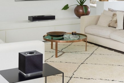 The Premium Compact Wireless Speaker Your Music Deserves