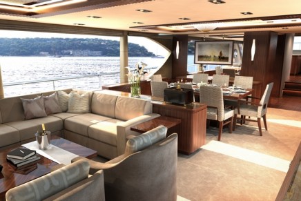 Ocean Alexander 100’ motoryacht debuts with the largest open deck area for entertaining and storage of watercrafts