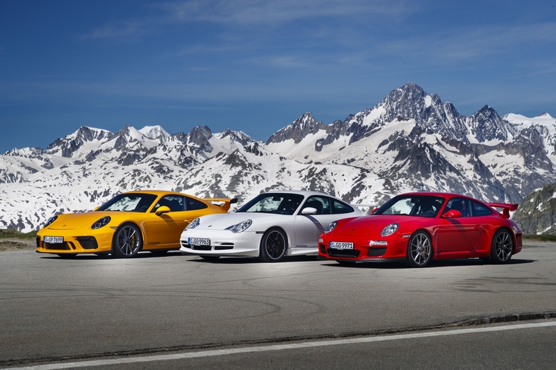 Porsche 911 GT3 -996.2, 997.2.991.2 generations-2019