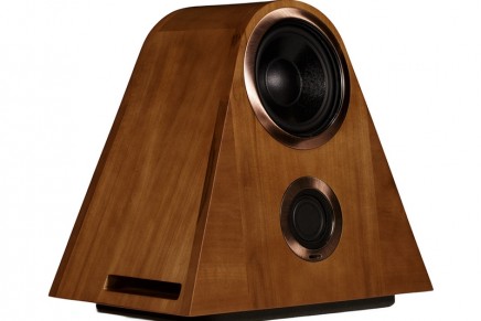 The listening experience becomes an emotional experience with Rembrandt Model V