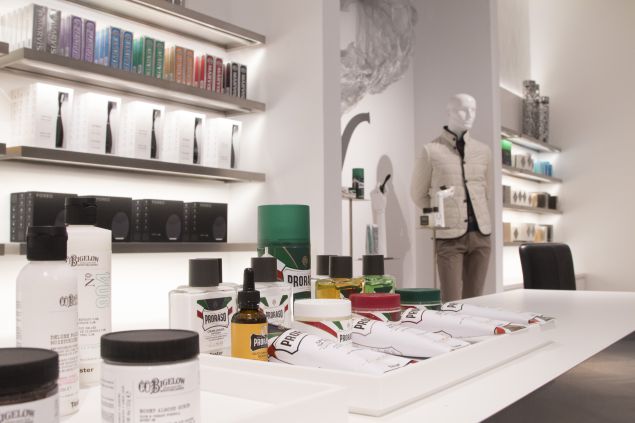 Saks Opens Downtown Men's Store With Curated Assortment – WWD