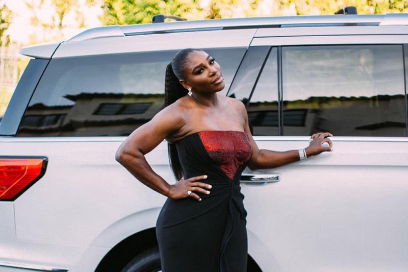 Serena Williams headed to film’s biggest night in style in the 2019 Lincoln Navigator -25 February2019