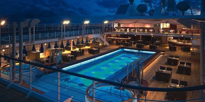 SilverMuse cruise liner - polo deck and jacuzzi