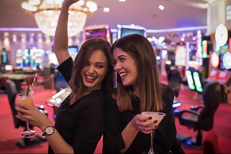 10 leistungsstarke Tipps, die Ihnen helfen, luxury casino no deposit bonus codes besser zu machen