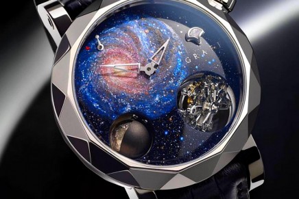 Stunning Celestial Beauty: The GyroGraff Universe proffers a unique star system upon the wrist