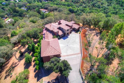 This $2.5 million estate in Novato, California offers serious luxe-factor